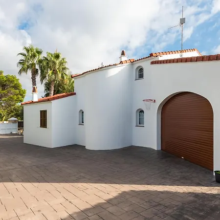 Juana Blanes Villa *