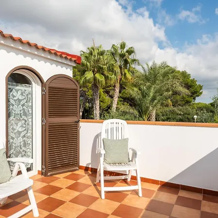 Juana Blanes Cala'N Blanes (Menorca)