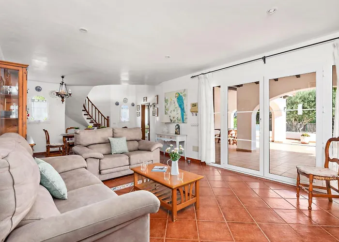 Juana Blanes * Cala'N Blanes (Menorca)