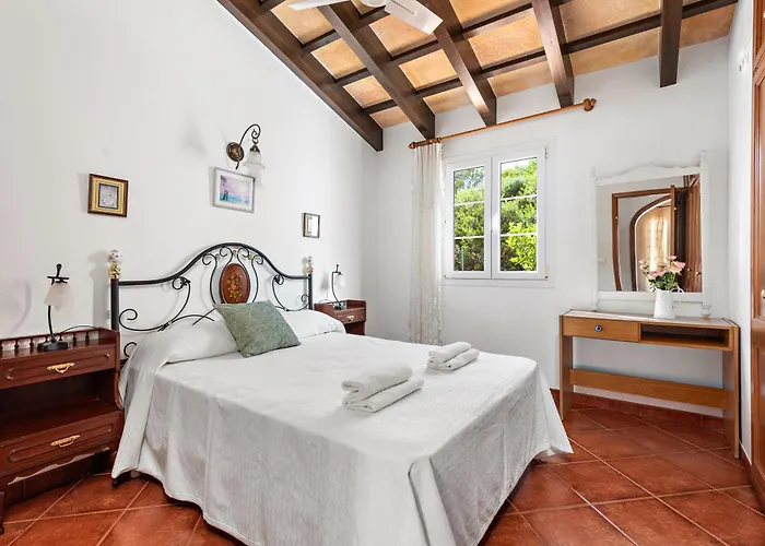 Villa Juana Blanes *