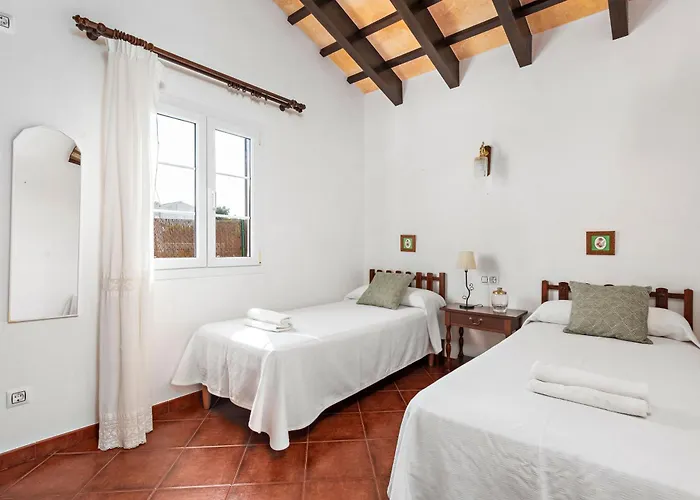 Juana Blanes Cala'N Blanes (Menorca)